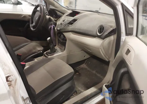 2013 Ford Fiesta S z USA, uszkodzony, nr VIN 3FADP4AJ6DM149520